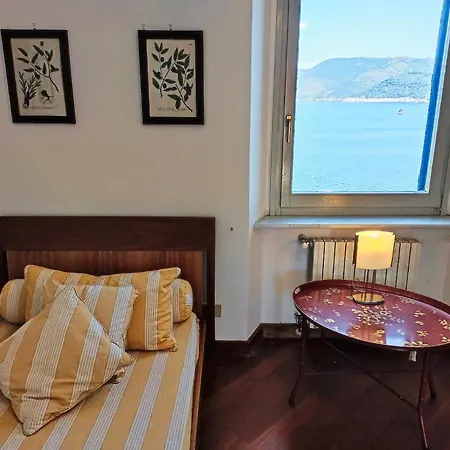 Cosmopoli Via Della Campana Portoferraio