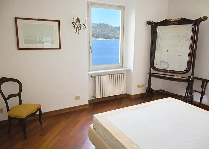 Cosmopoli Via Della Campana * 포르토페라이오