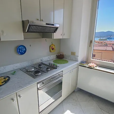 Cosmopoli Via Della Campana Apartment